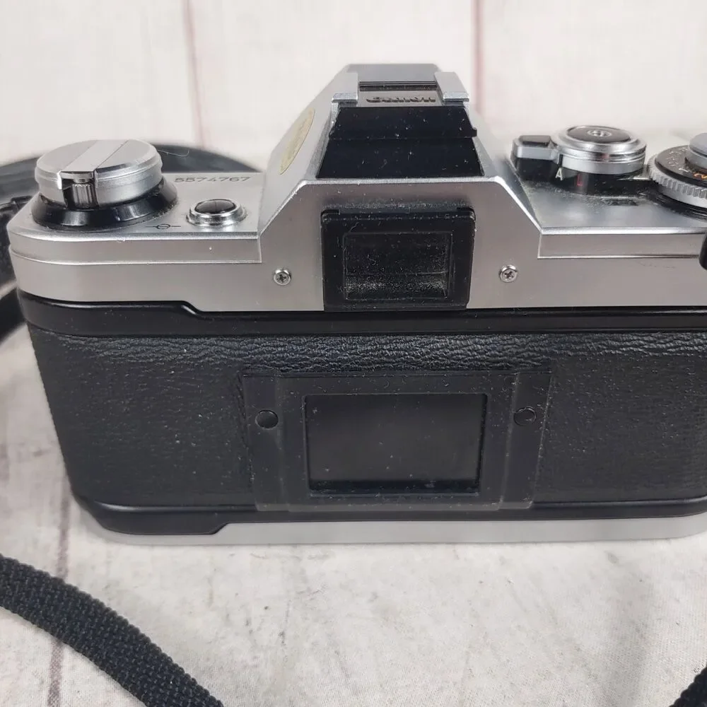 NEW BATTERY - Canon AE-1 Program 35mm SLR Film Camera BODY ONLY Silver - TESTED